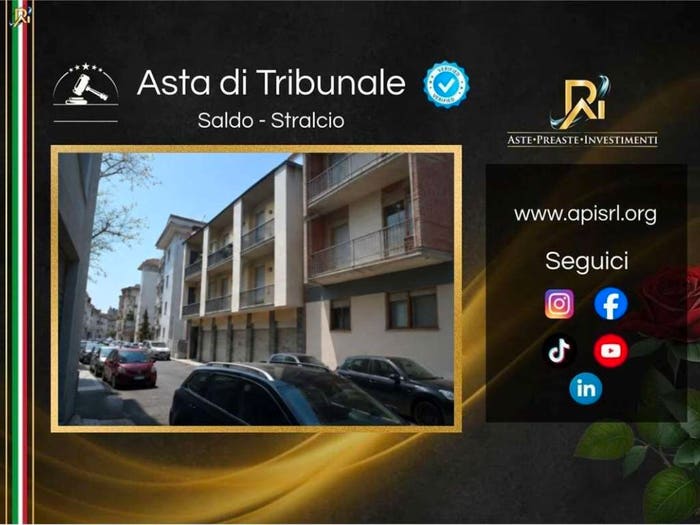 Appartamento quadrilocale in vendita in Via Vicolo Edilizia, Centro, Piacenza