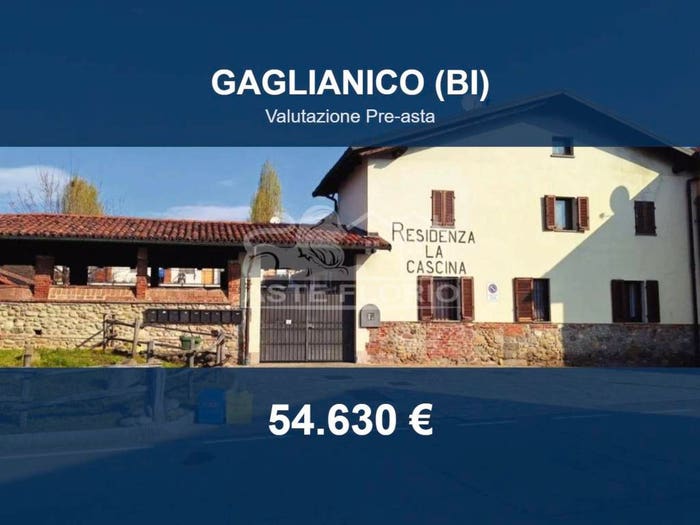Appartamento quadrilocale in vendita in Via Carlo Felice Trossi, Gaglianico