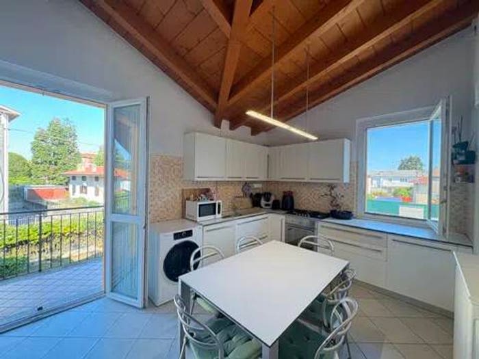 Appartamento trilocale in vendita in Via Cacciatori Delle Alpi, Centro, Somma Lombardo