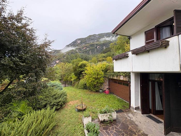 Casa con 5 locali in vendita in Località Gazzi, Arco