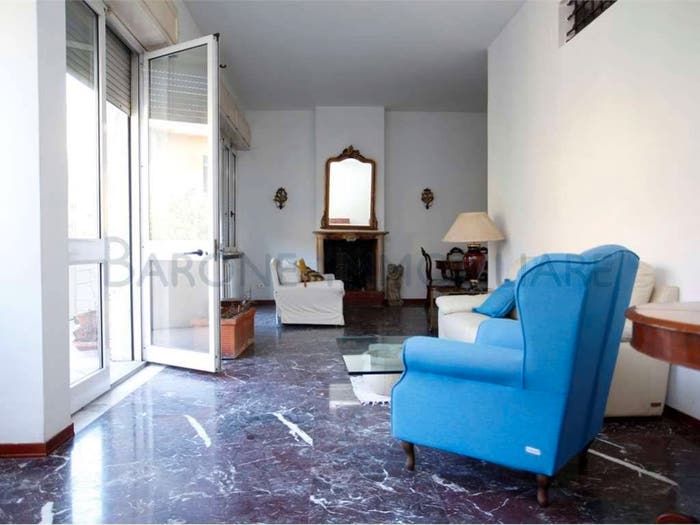 Appartamento con 6 locali in vendita in via del patriota, Centro, Massa