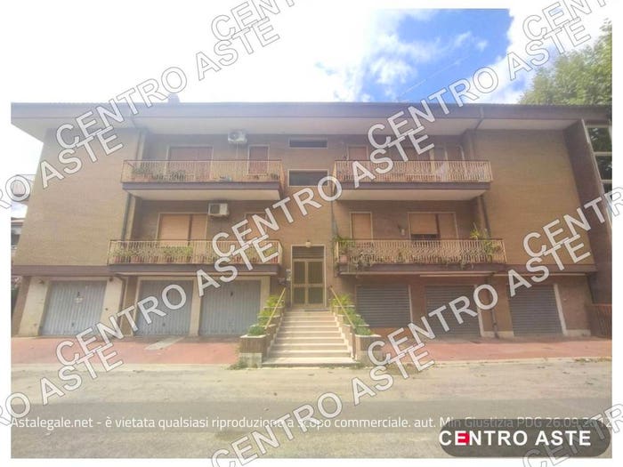 Appartamento quadrilocale in vendita in Viale Europa Montesilvano PE Italia, Centro, Montesilvano