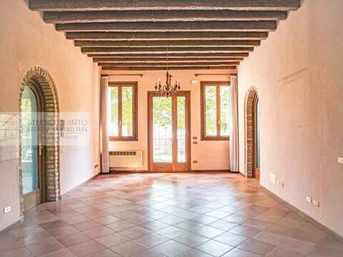 Casa quadrilocale in vendita in Quinto di Treviso