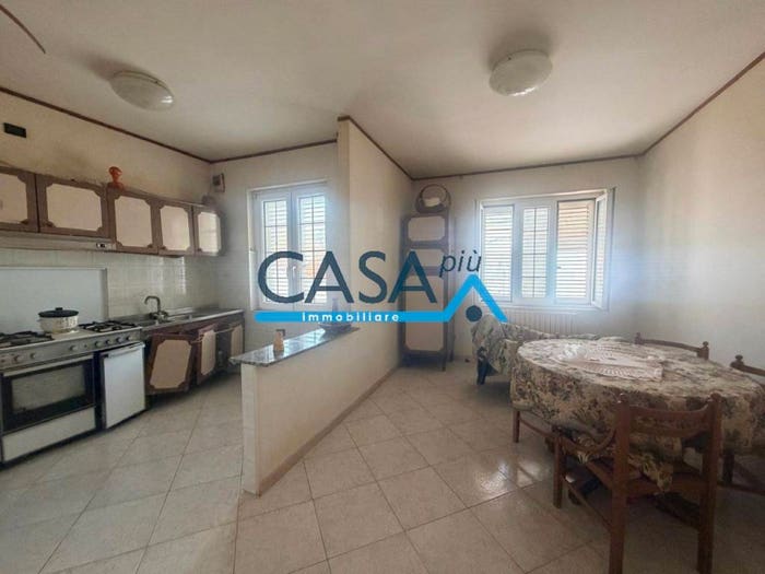 Appartamento trilocale in vendita in Via Grazia Deledda, Calvi Risorta
