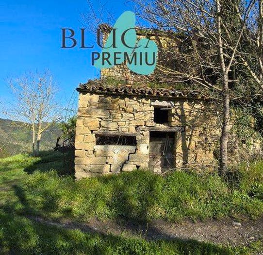 Casa trilocale in vendita in Strada Senza Nome, Civitella di Romagna