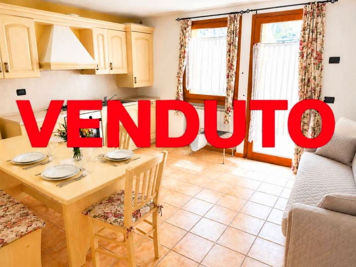 Appartamento bilocale in vendita in Via de O, Dezzo Di Scalve, Colere