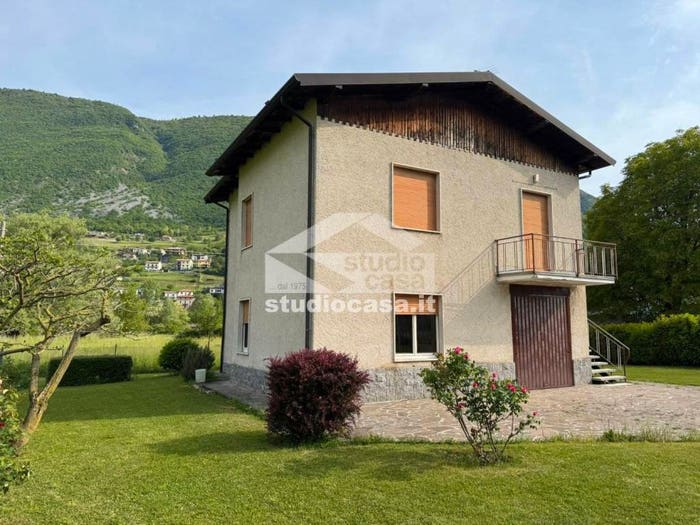 Appartamento trilocale in vendita in San Felice, Endine Gaiano