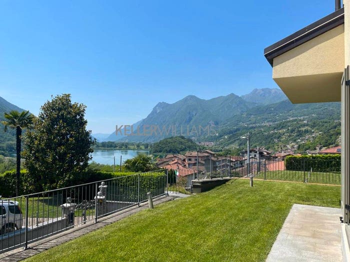 Casa trilocale in vendita in Via Bosco Impero, Centro, Carlazzo