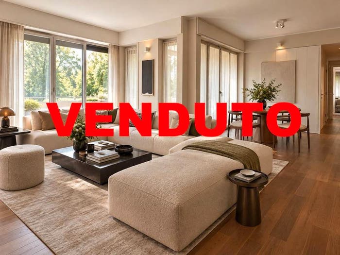 Appartamento trilocale in vendita in Viale Elvezia, Arena, Milano