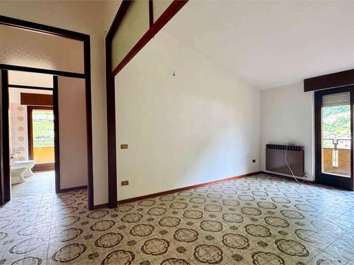 Appartamento trilocale in vendita in Via Regina elena, Centro, Angolo Terme