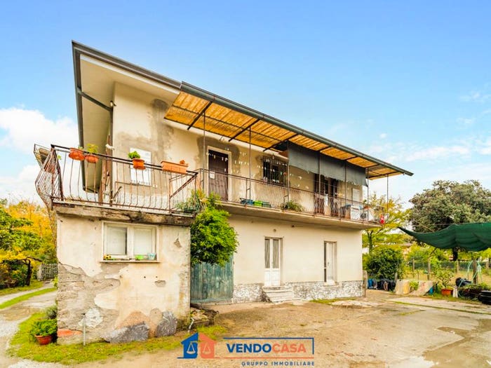 Appartamento quadrilocale in vendita in Via Luni, Bondano Partaccia, Massa