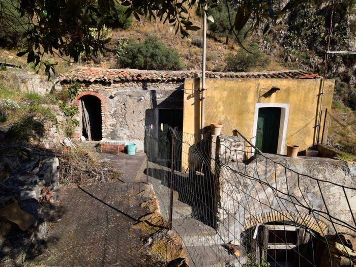 Casa con 6 locali in vendita in Contrada Mastrissa, Castelmola