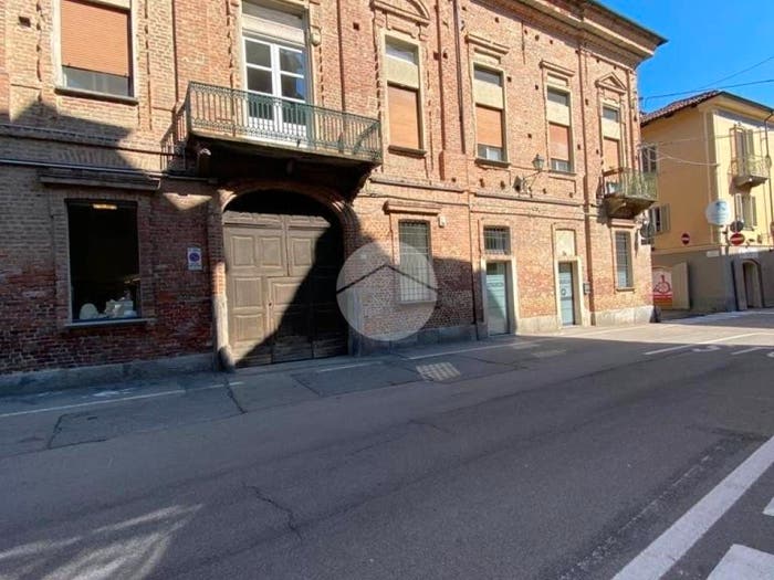 Appartamento quadrilocale in vendita in Corso Sacchirone, Centro, Carmagnola