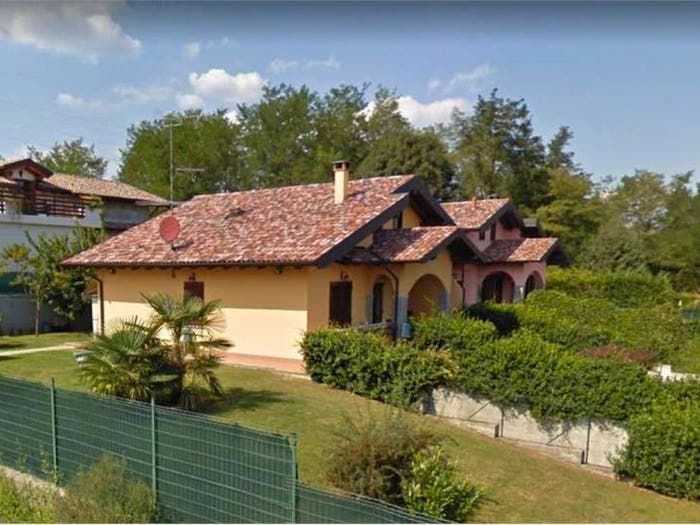 Casa quadrilocale in vendita in Centro, Paruzzaro