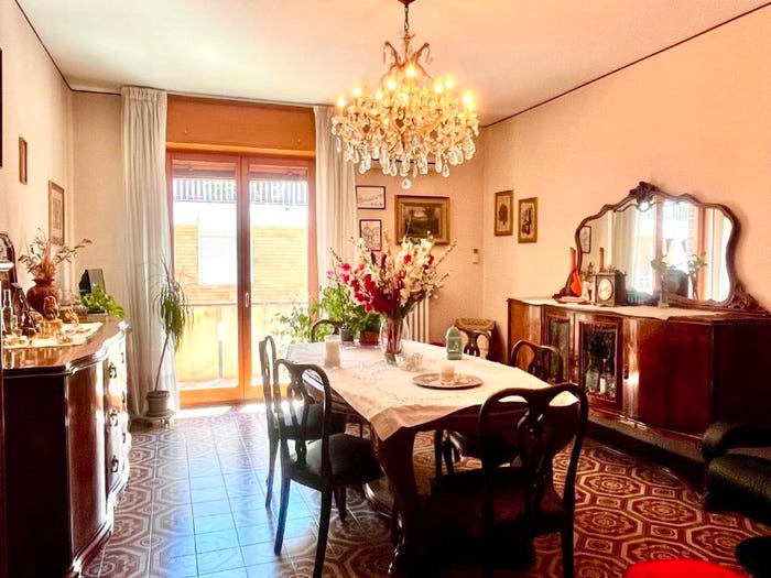 Appartamento trilocale in vendita in Via Piave, Porta Mortara, Novara