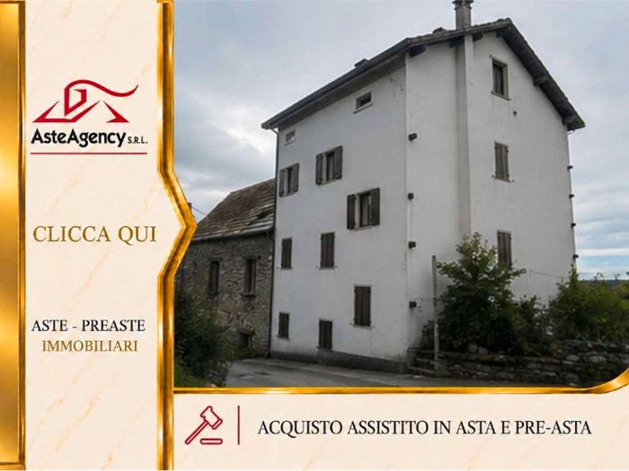 Appartamento quadrilocale in vendita in Via giulio de felip, Torres, Alpago
