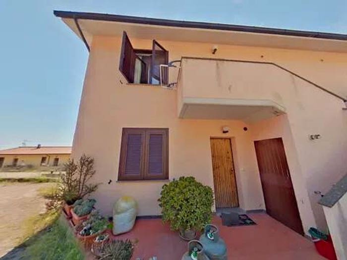 Appartamento trilocale in vendita in Via Del Volterraio, Rio Nell'Elba, Rio