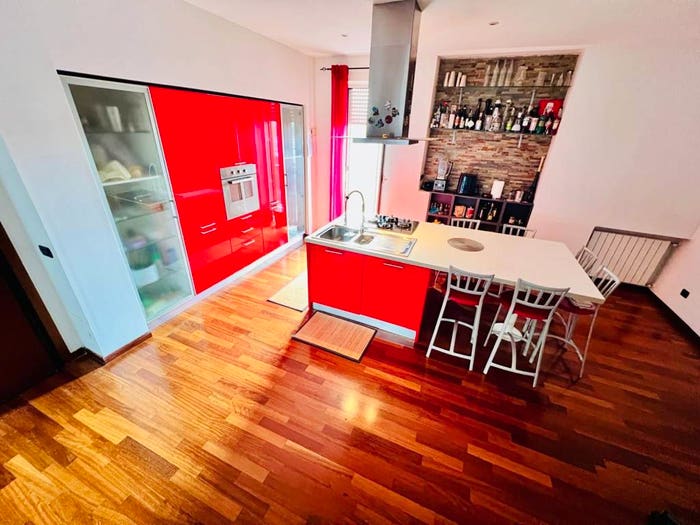 Appartamento trilocale in vendita in Roserio, Milano