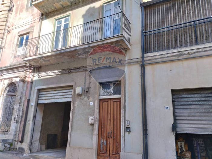 Appartamento con 5 locali in vendita in via Gesù, Modica Alta, Modica