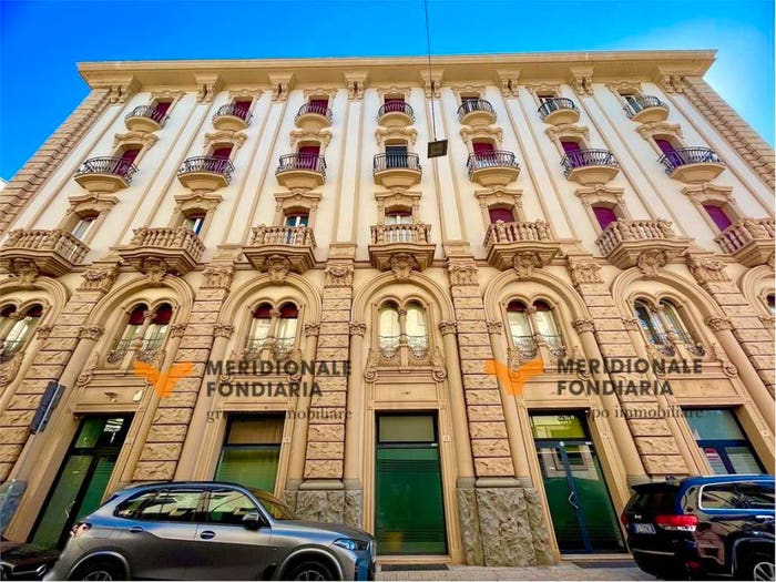 Appartamento con 6 locali in vendita in Via Reggimento Fanteria, Mazzini, Lecce