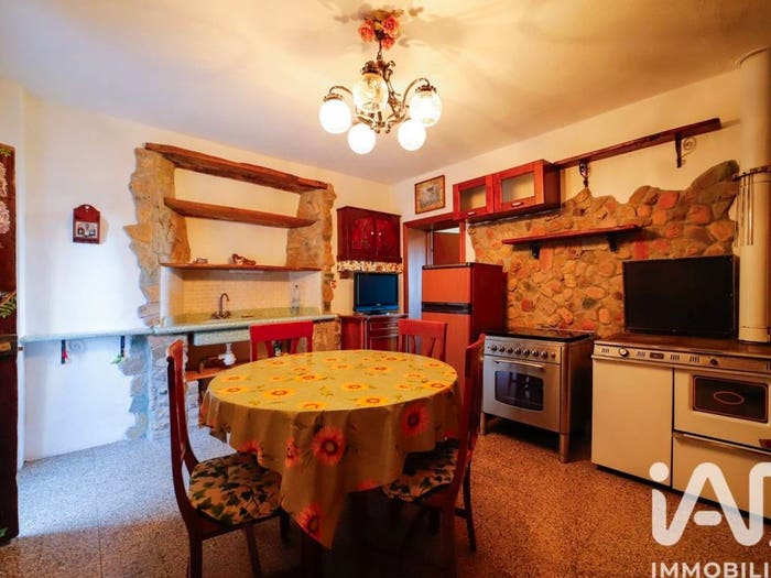 Appartamento con 5 locali in vendita in Via dei macelli, Monticello Amiata, Cinigiano