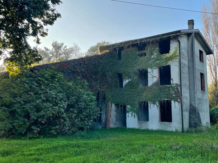 Casa con 6 locali in vendita in Goito