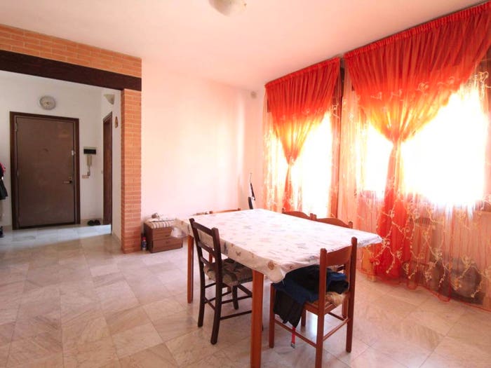 Appartamento con 5 locali in vendita in Viale della Vittoria, Centro, Lonigo