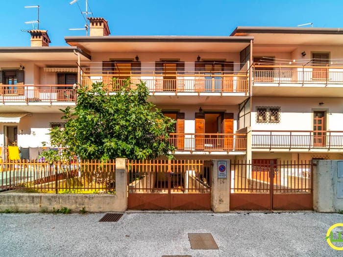 Casa con 6 locali in vendita in Via Principale, Interneppo, Bordano