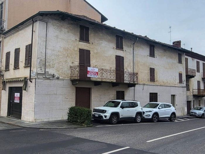 Casa con 6 locali in vendita in Via San Giovanni, Centro, Canale