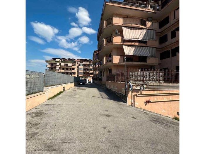 Appartamento con 5 locali in vendita in Via nicola capasso mugnano di napoli na italia, Centro, Mugnano di Napoli