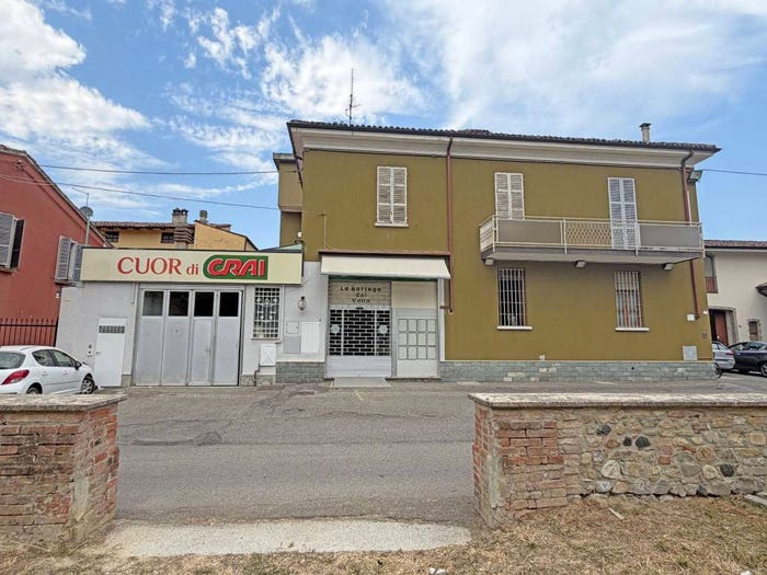 Casa con 6 locali in vendita in Via Luigi Ghizzoni, Centro, Ponte dell'Olio