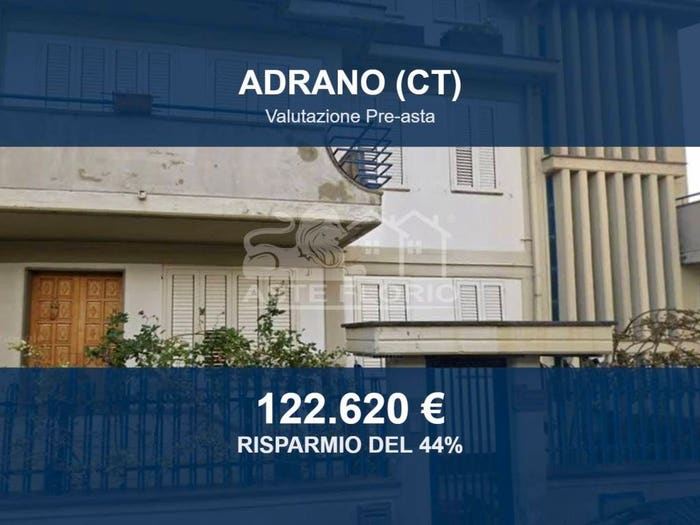 Casa con 5 locali in vendita in Corso Sicilia, Adrano