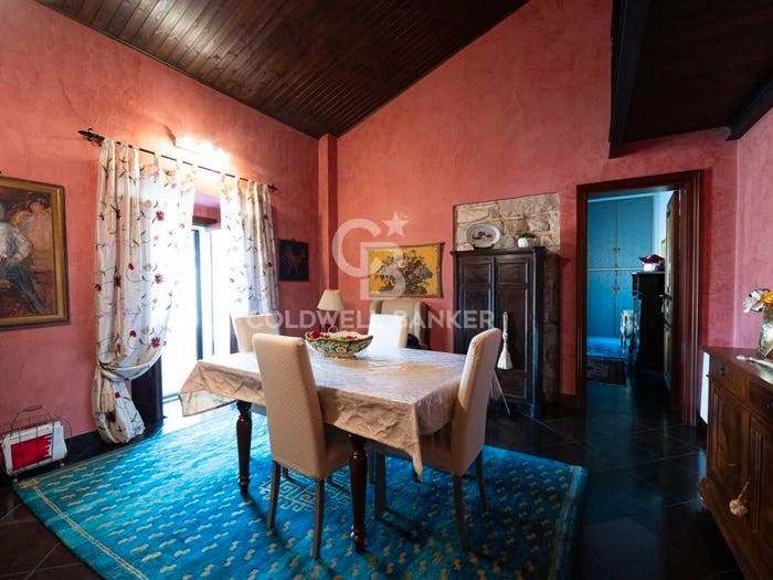 Appartamento con 6 locali in vendita in via giuseppe di vita, Centro, Comiso