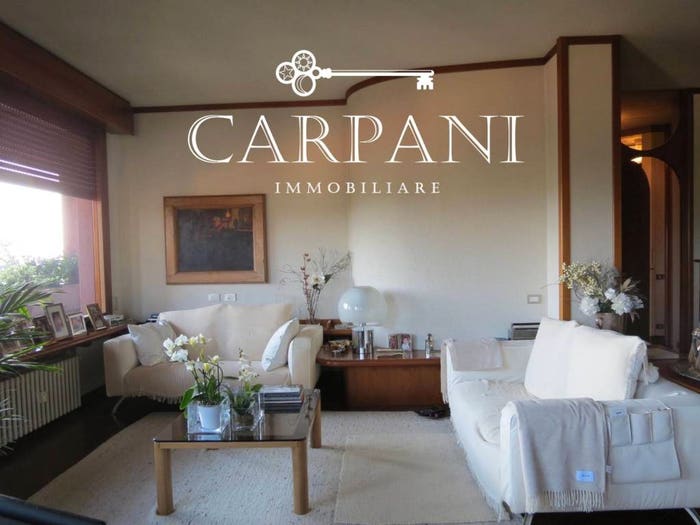 Casa con 6 locali in vendita in Via alla Madonna, Centro, Cantù