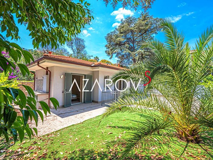 Casa trilocale in vendita in Via Romana, Centro, Bordighera