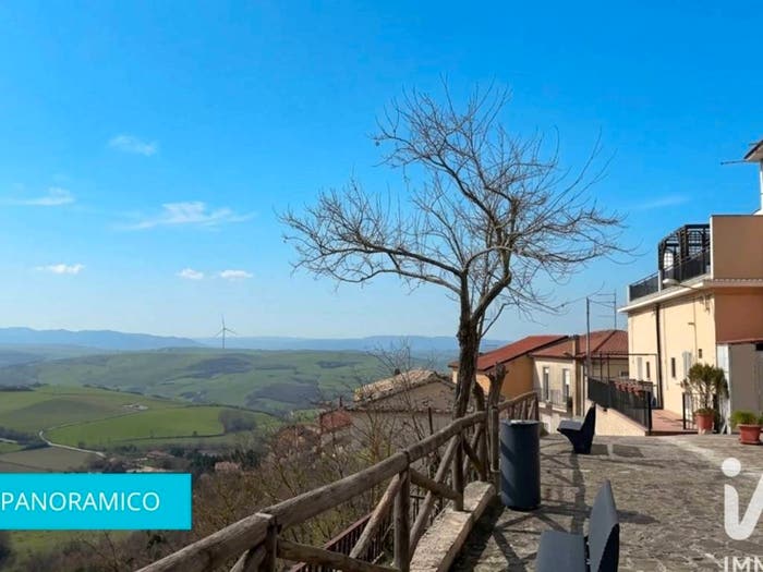 Casa bilocale in vendita in Via Ferrovia, Centro, Greci