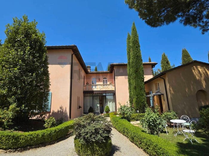 Casa con 6 locali in vendita in Centro, Montepulciano