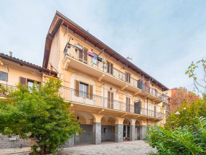 Appartamento trilocale in vendita in via Perotti, Centro, Grugliasco
