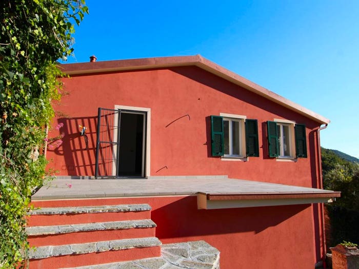 Appartamento trilocale in vendita in Via Rosaiolo, Salto Chiesa, Avegno