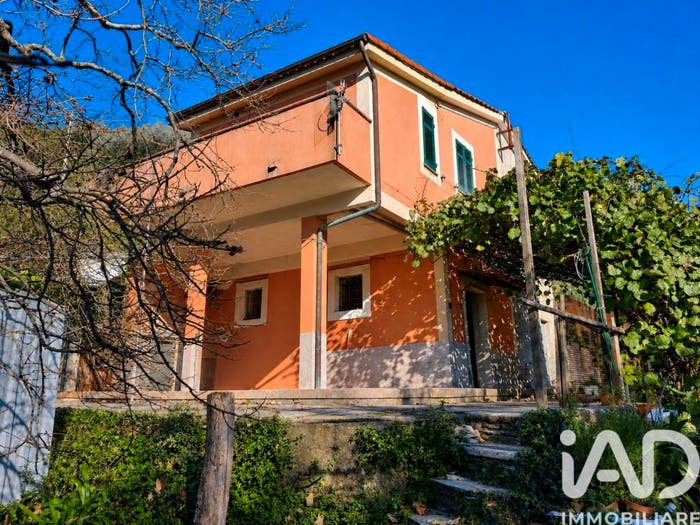 Casa trilocale in vendita in Via Castagnola, Castagnola, Ne