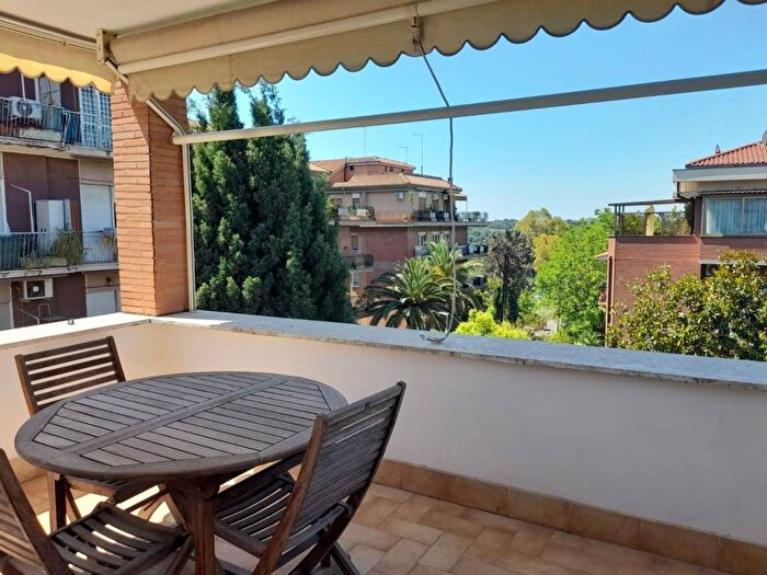 Casa monolocale in vendita in Via di Vigna Fabbri, Appio Latino, Roma