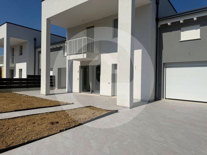 Casa con 5 locali in vendita in Centro, Santa Giustina in Colle