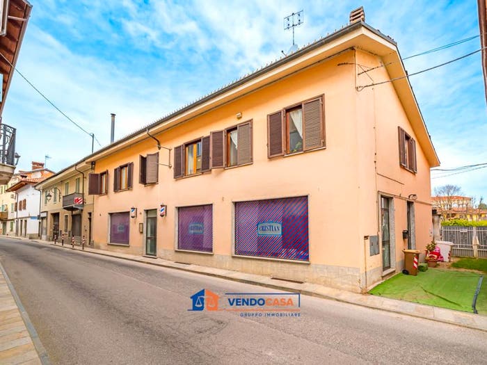Casa con 6 locali in vendita in Via Cristoforo Colombo, Centro, Narzole