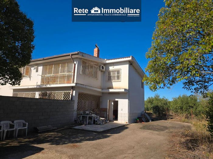 Casa quadrilocale in vendita in Via Cerignola, Salice Nuovo, Foggia