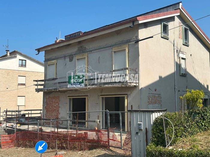 Casa con 5 locali in vendita in Strada Provinciale, Centro, Torre San Patrizio