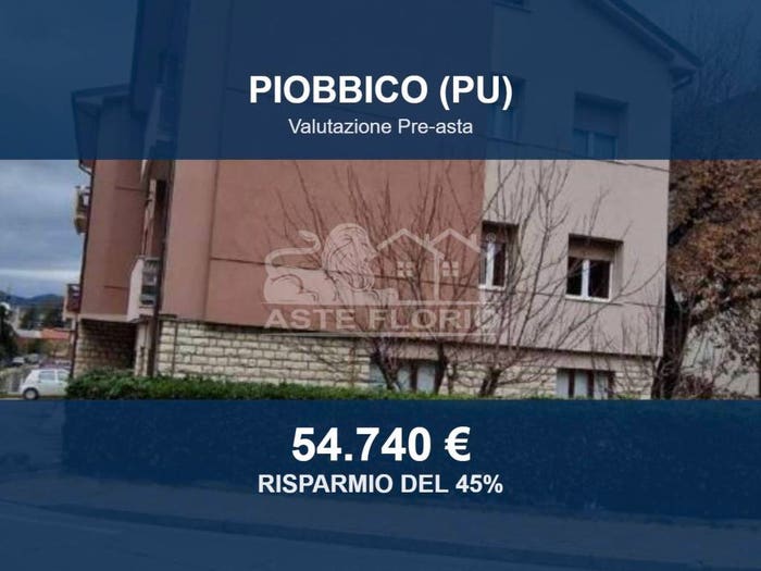 Appartamento con 6 locali in vendita in Via Gioacchino Rossini, Centro, Piobbico