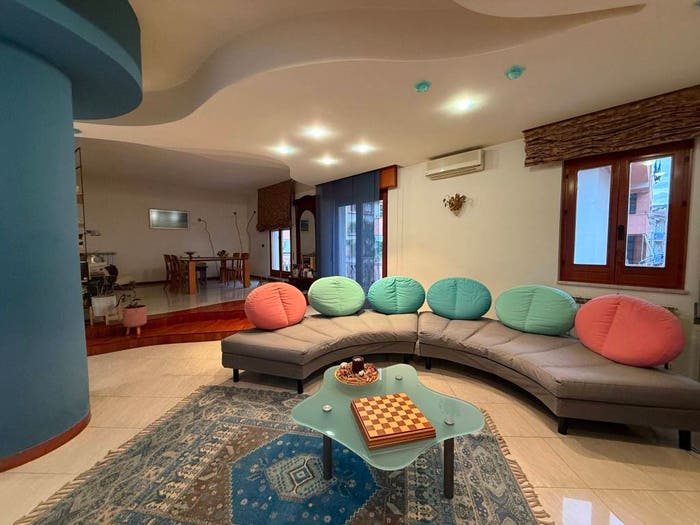 Appartamento con 6 locali in vendita in Via Stefano Monteleone, Semicentro, Alcamo