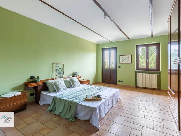 Casa quadrilocale in vendita in Frazione Nostra Signora delle Grazie, Santo Stefano Roero