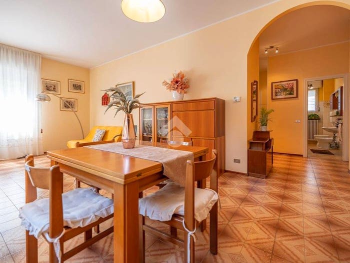 Appartamento con 5 locali in vendita in Via Ravegnana, Gallery Rubicone, Ravenna