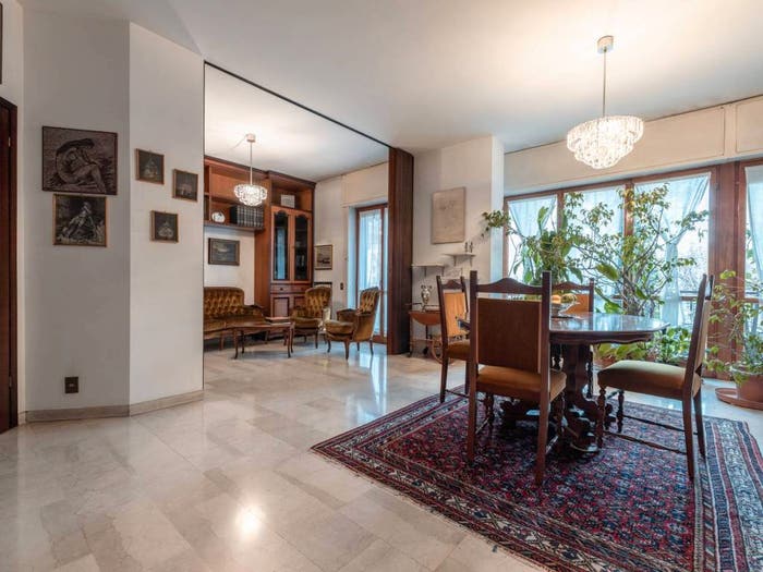 Appartamento con 5 locali in vendita in Via Arona, Sempione, Milano
